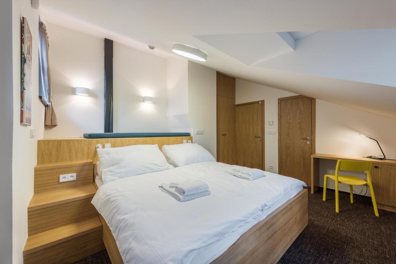 Fancy Apartments By Prague Castle ภายนอก รูปภาพ
